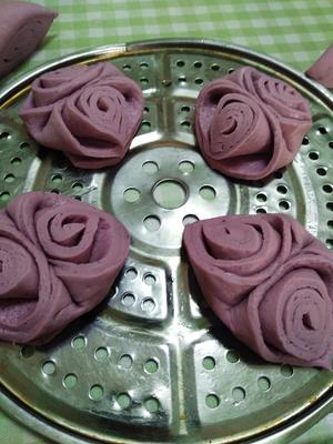 紫薯（红薯）花卷馒头的做法 步骤9