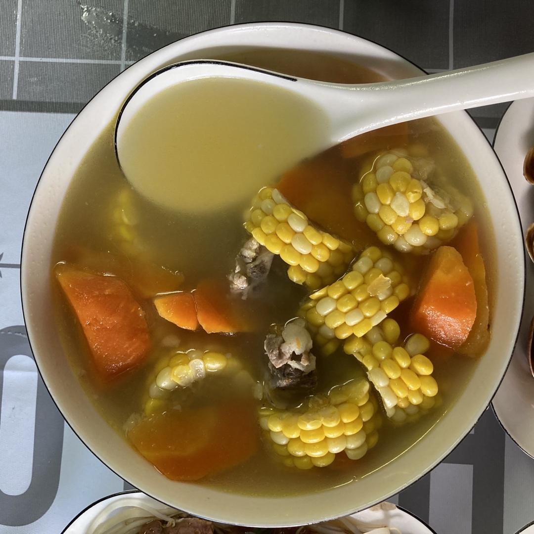 玉米排骨汤