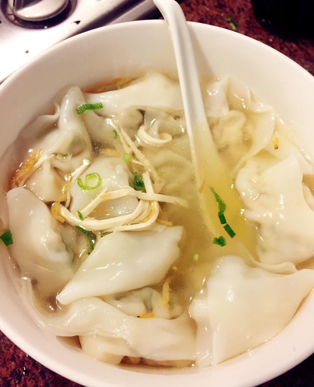 菜肉大馄饨