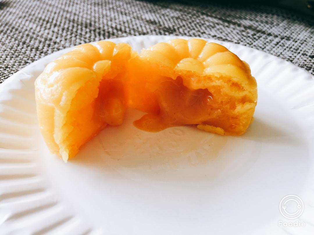 超详细图解版--流心奶黄月饼