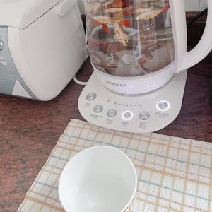 养生茶（例假后保养）：五宝汤的做法 步骤1