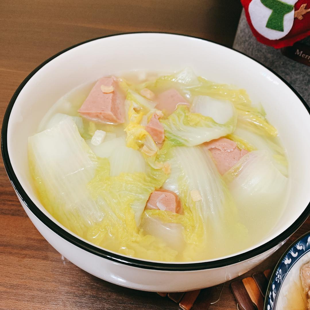 超鲜娃娃菜午餐肉汤