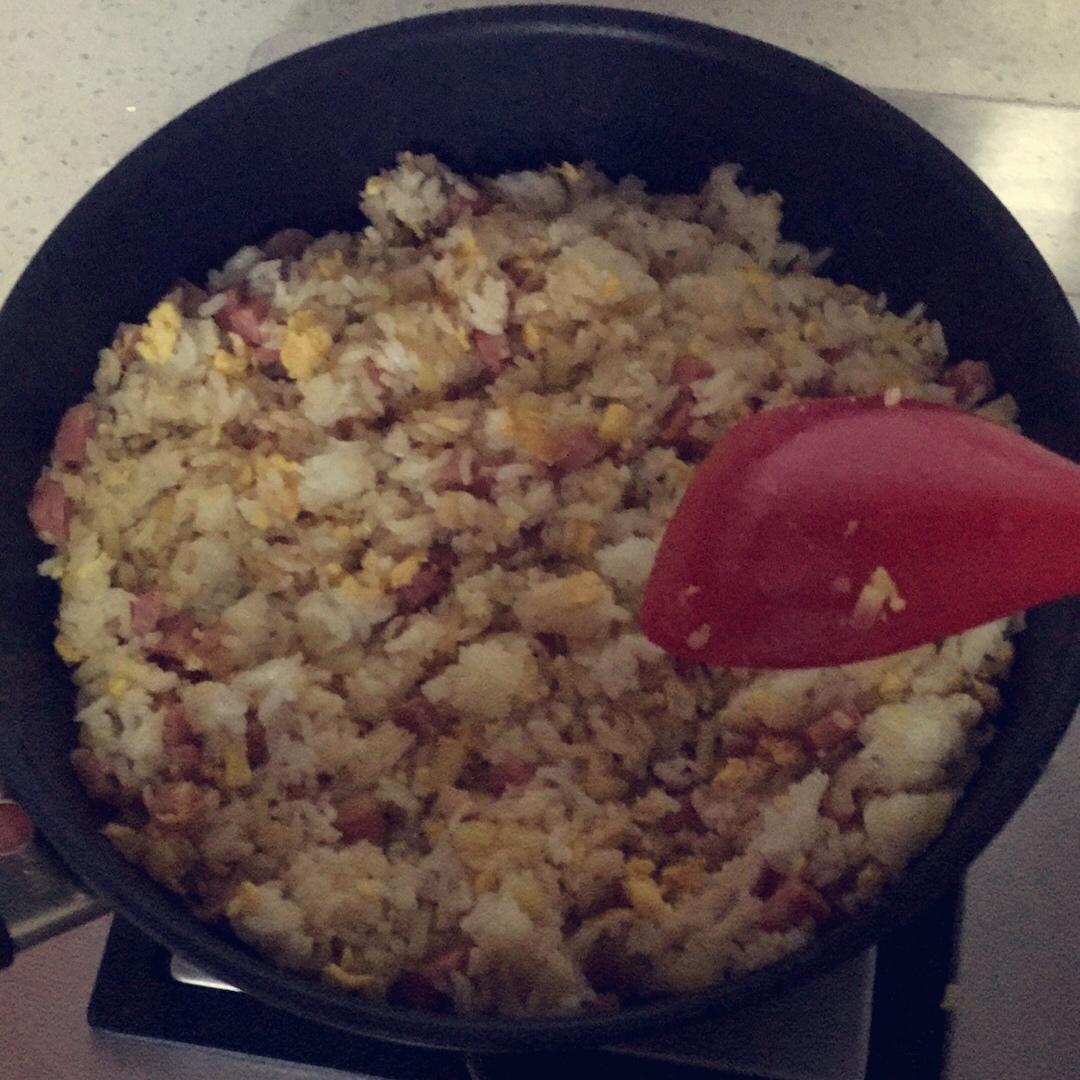 土豆火腿蛋炒饭