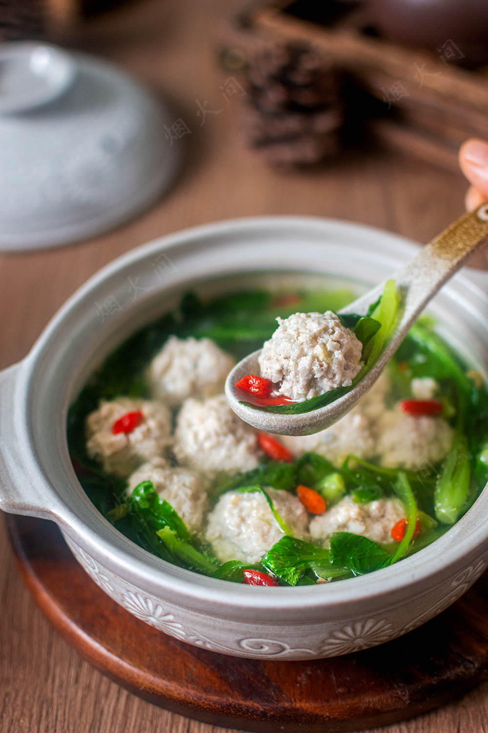 莲藕肉丸汤｜汤菜一锅出，暖胃又暖心