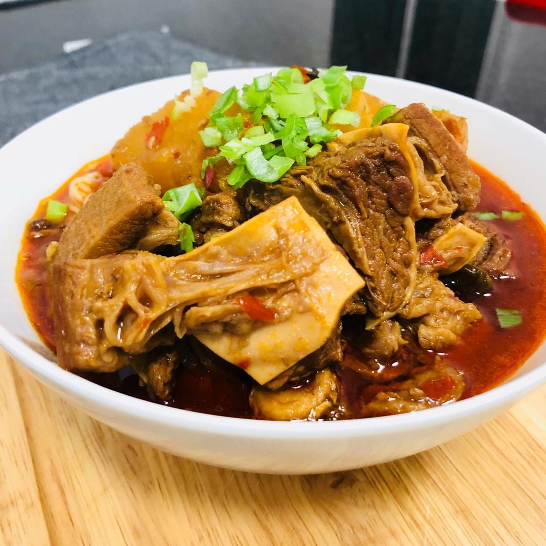 【红烧牛肉面】