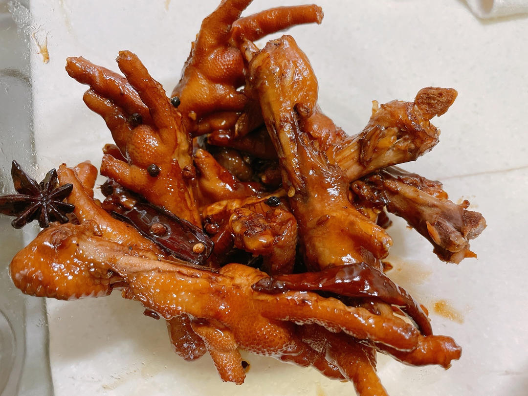“销魂”卤鸡爪