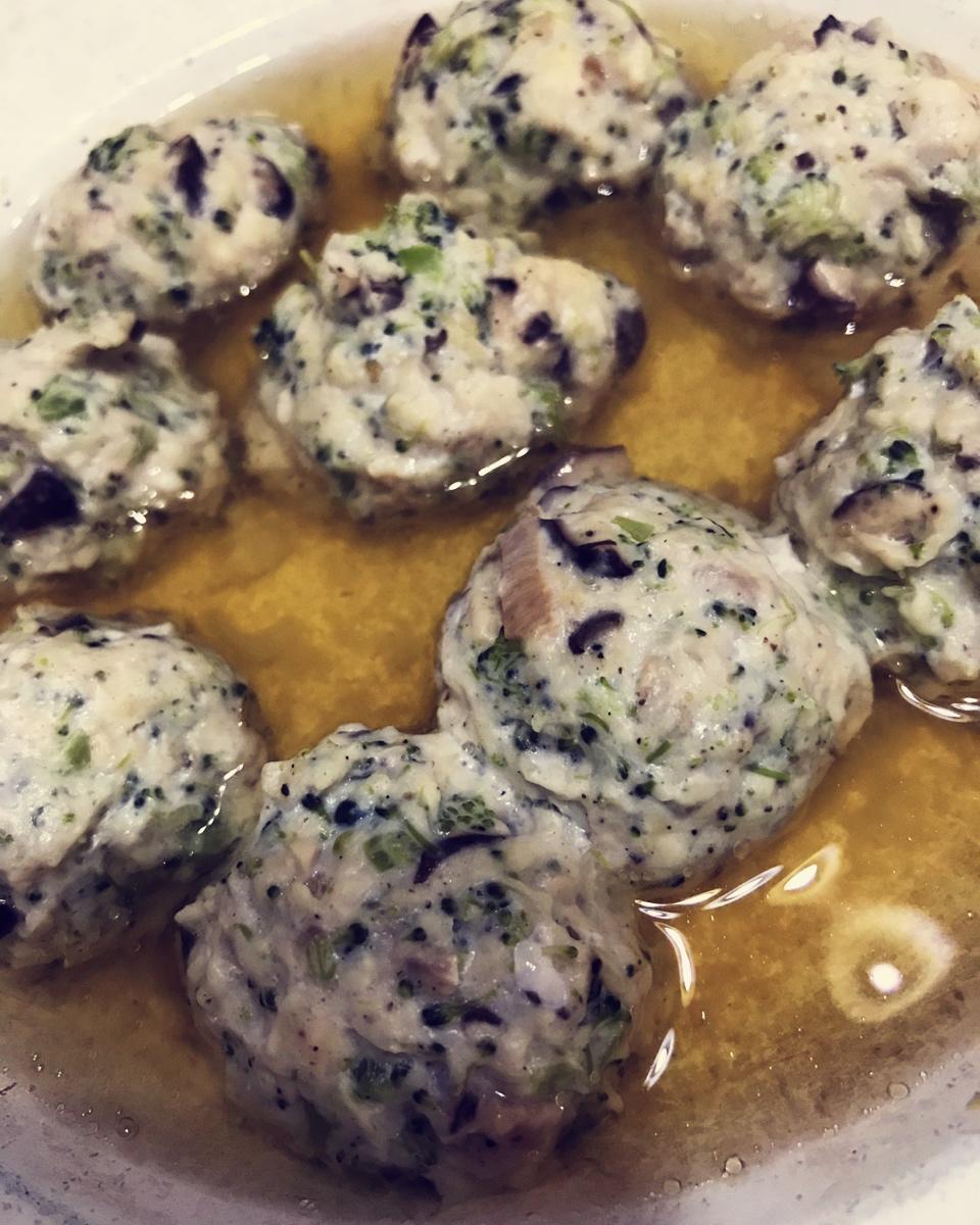 鸡胸肉的N种做法之香菇酿鸡胸肉丸子