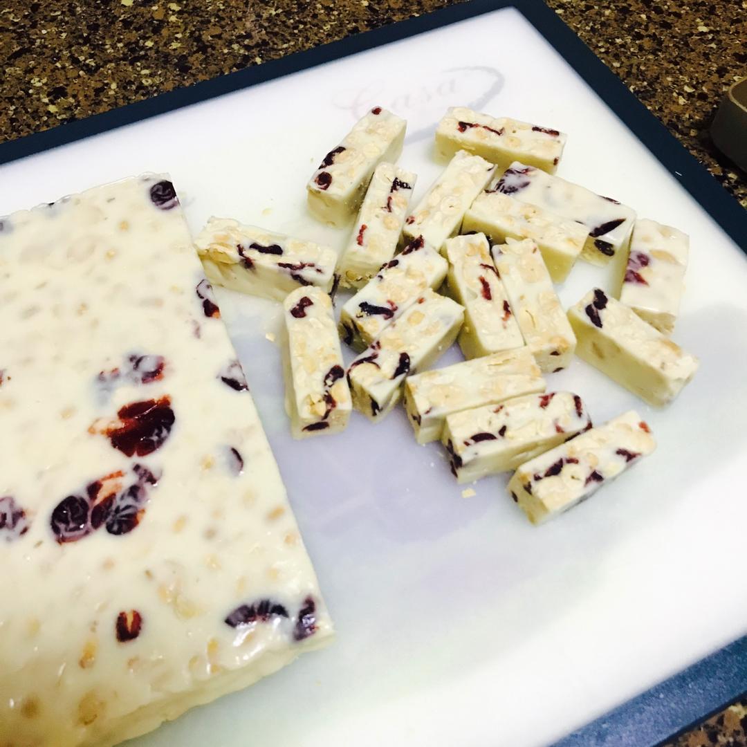 蔓越莓花生牛轧糖-棉花糖版