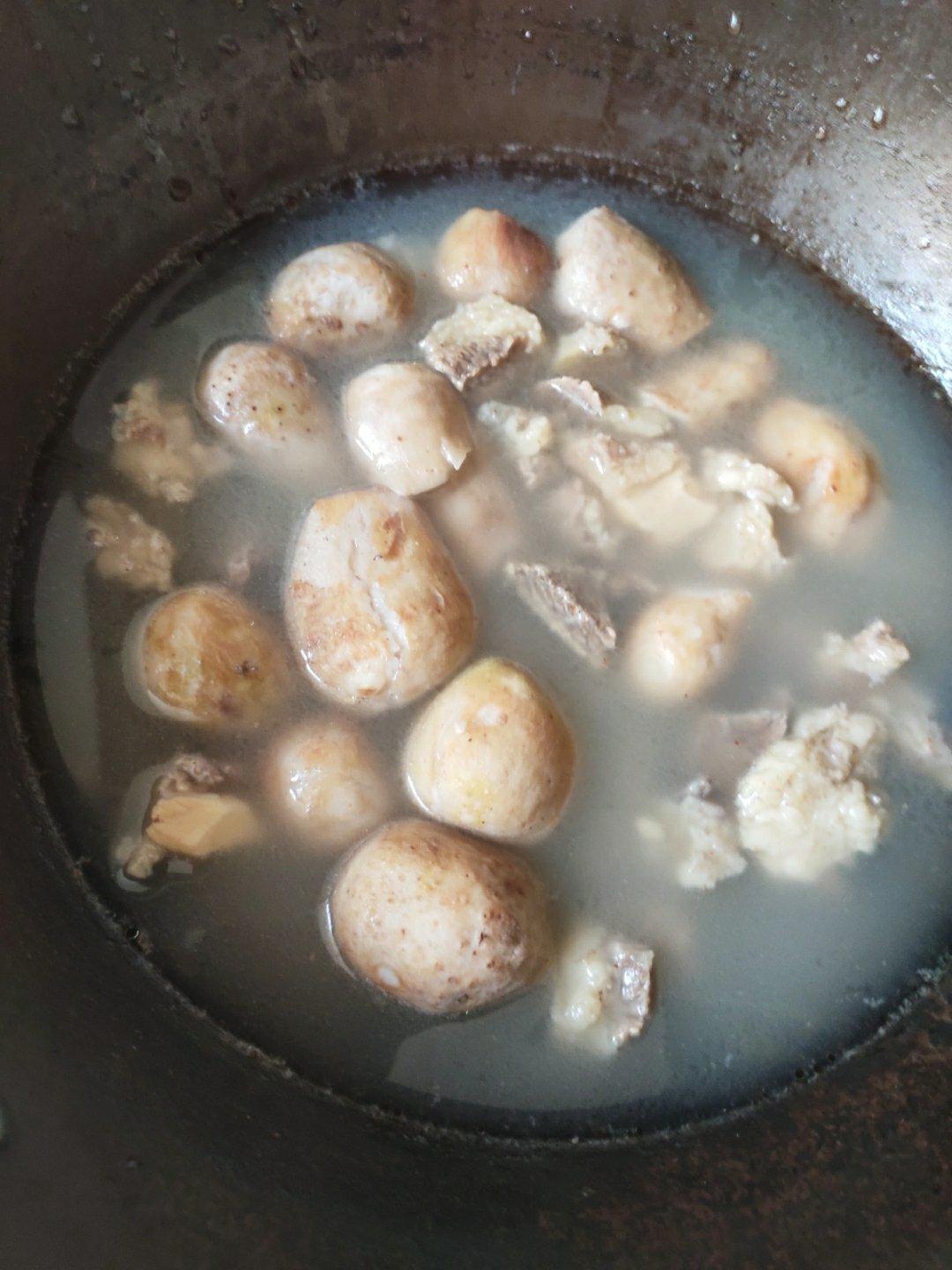 牛肉炖芋头