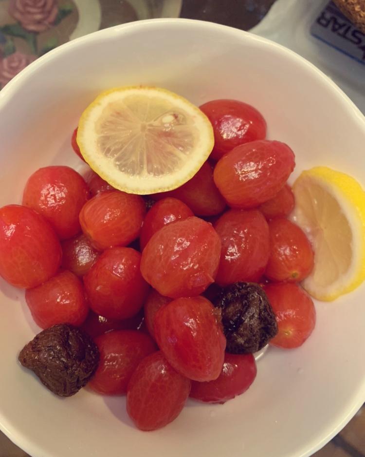话梅小番茄
