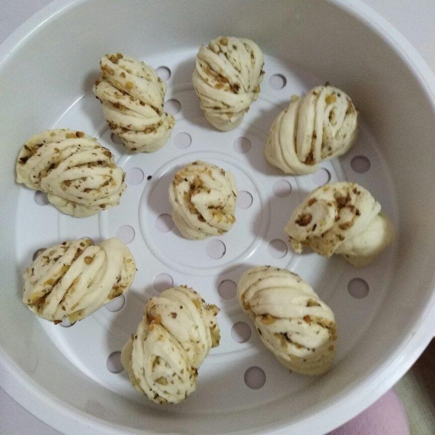 葱油花卷 Steamed Roll