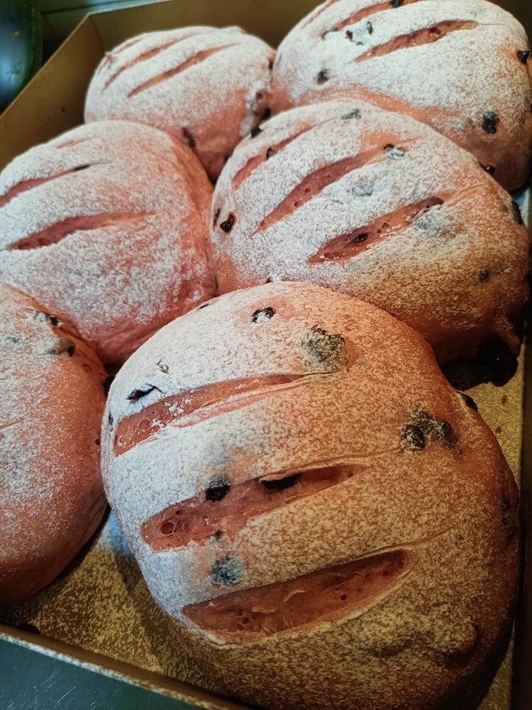 抹茶菠菜蔓越莓奶酥面包