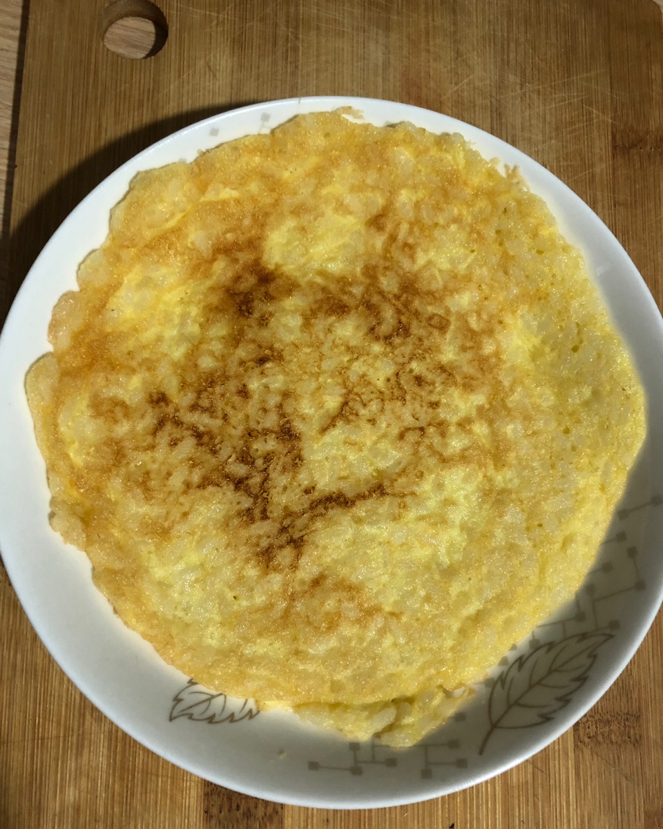 鸡蛋米饭饼