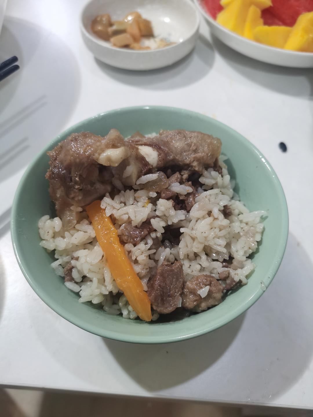 羊肉抓饭