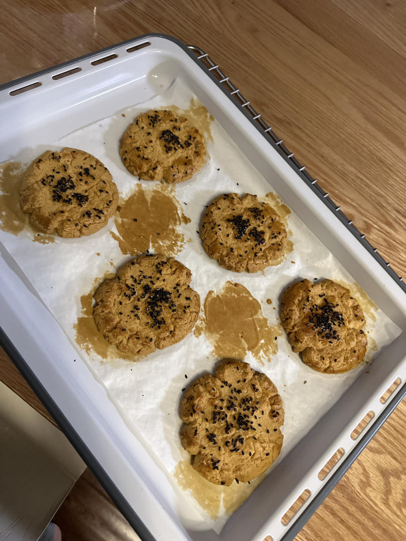 轻轻一按就碎掉的原味桃酥（不输猪油版）