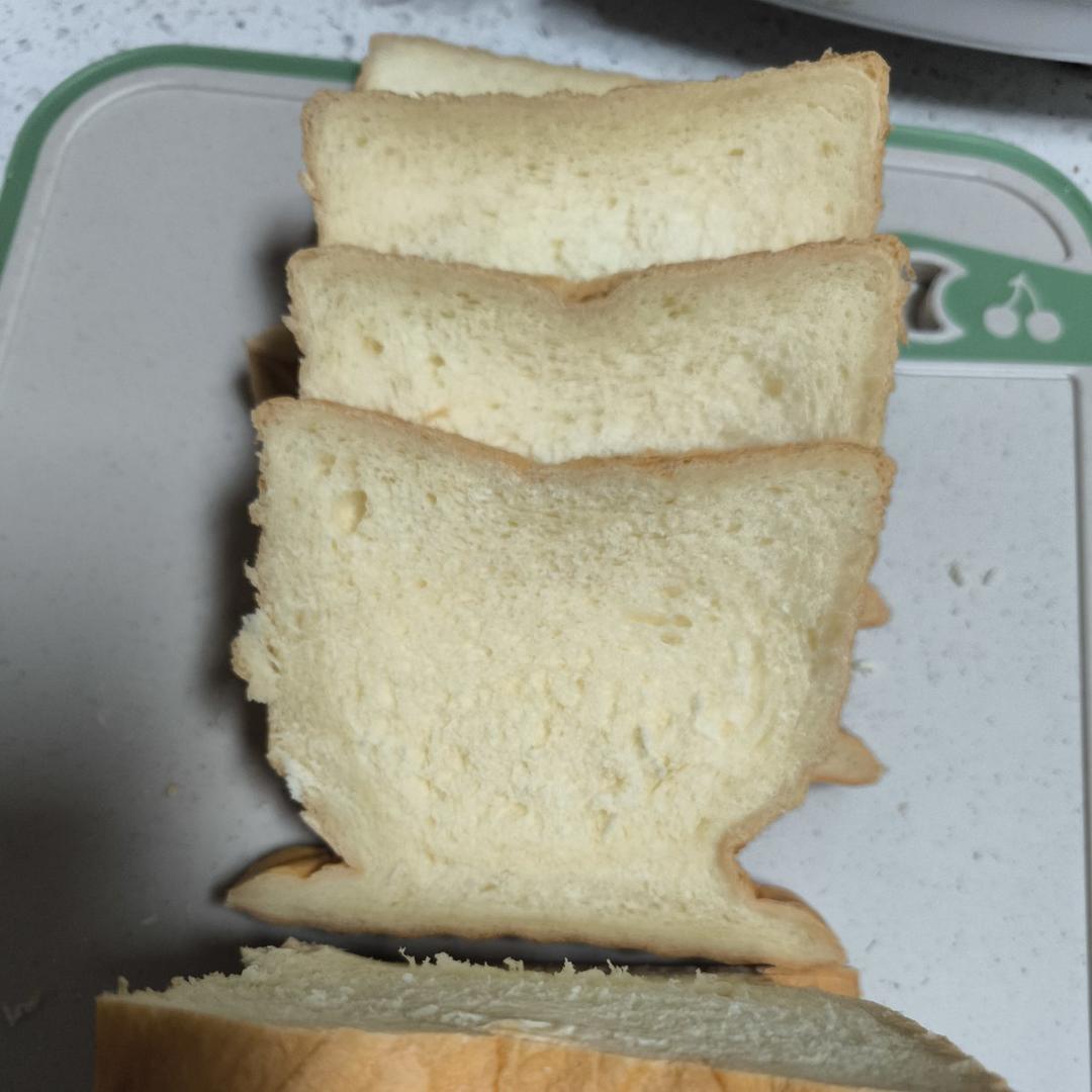 用烤箱自己做面包--手工牛奶吐司面包