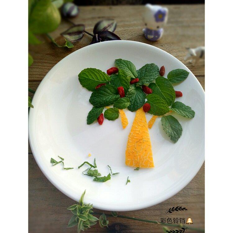 哈密瓜皮摆盘（我的创意）