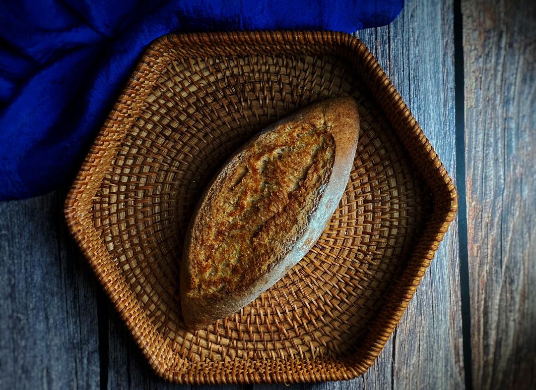 全麦脆皮面包的做法