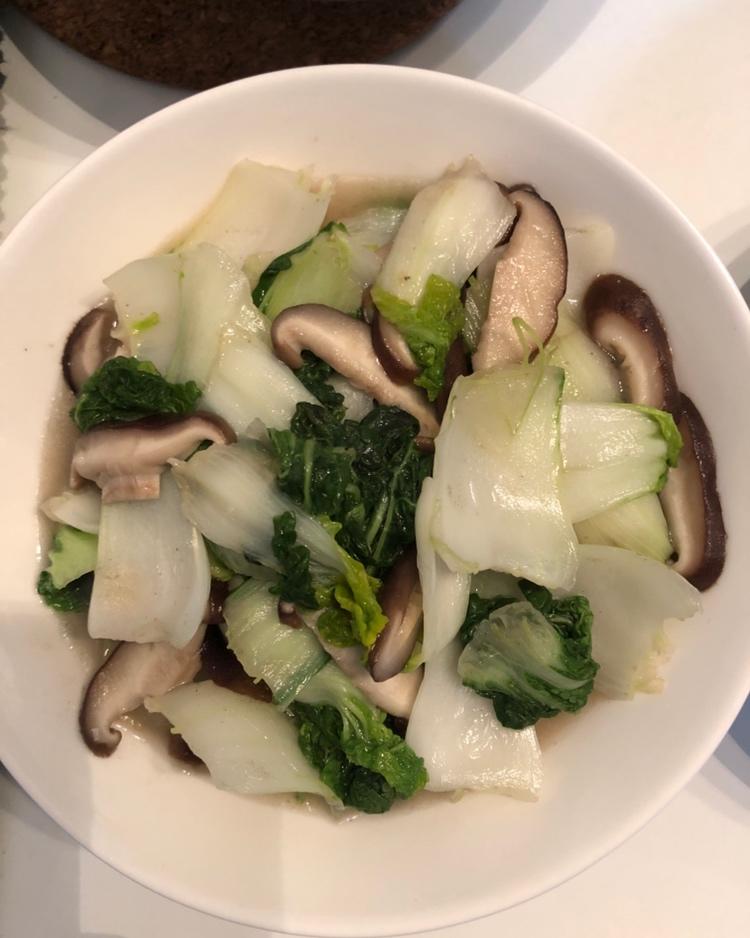 应季小炒 泡椒香菇黄心菜