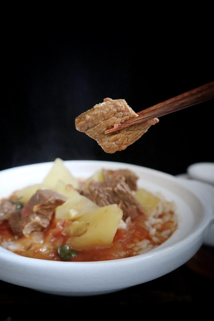 番茄土豆炖牛腩