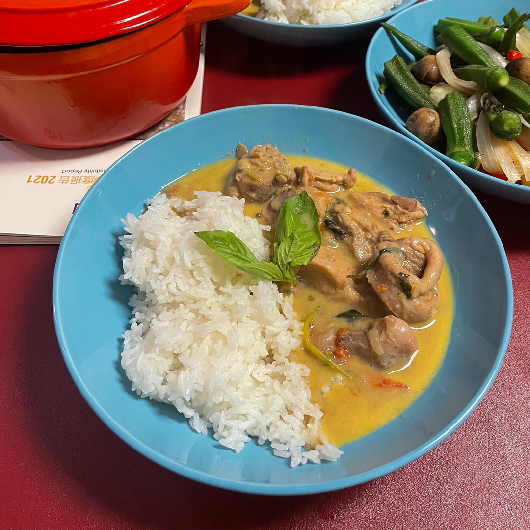 青咖喱鸡肉