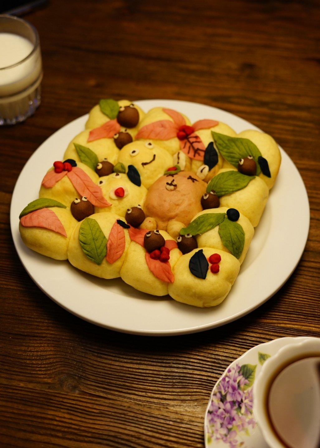 可爱龙猫挤挤小面包早餐包