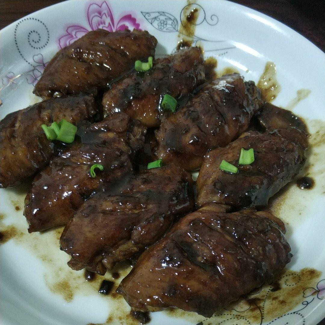 外婆教我的红烧鸡翅·连汤汁都狠好吃！！！
