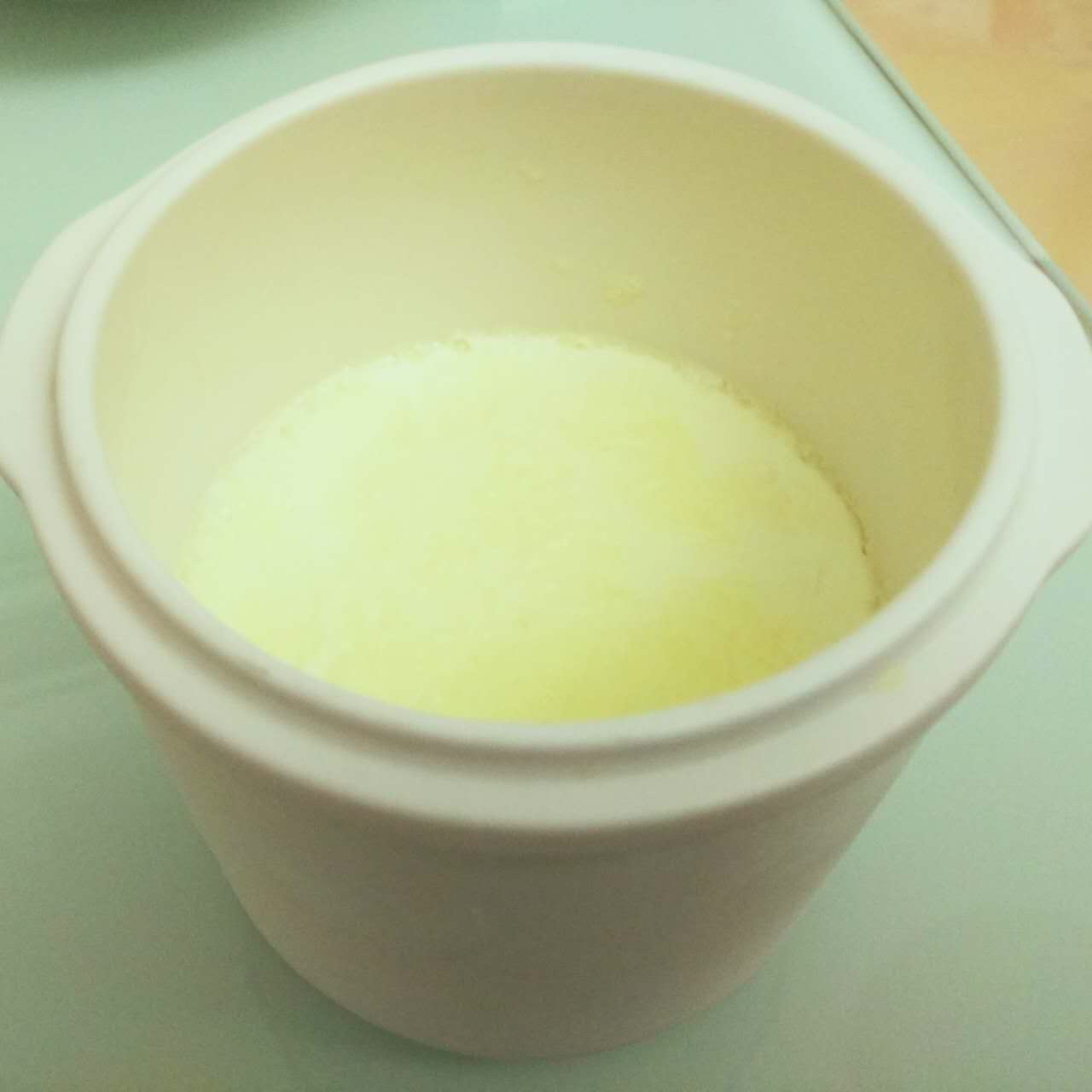 双皮奶（科学方子：淡奶油兑牛奶以假乱真乳脂达到8%的水牛奶，在家轻松做出正宗顺德味儿）