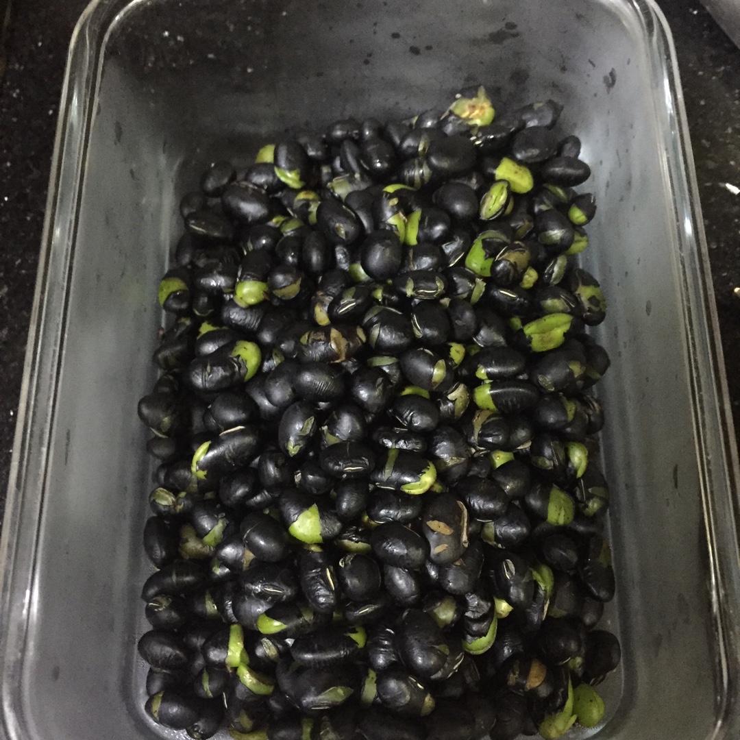 醋泡黑豆