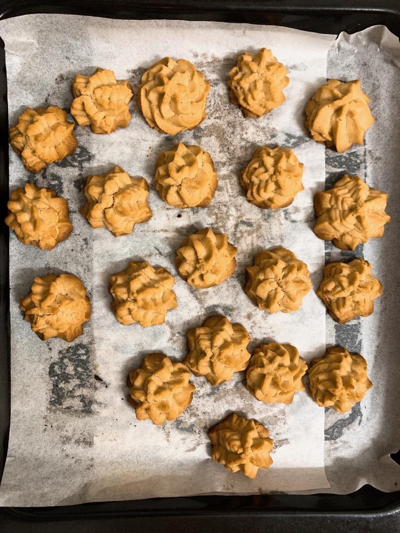 咖啡奶油曲奇-不甜腻，还能消耗淡奶油