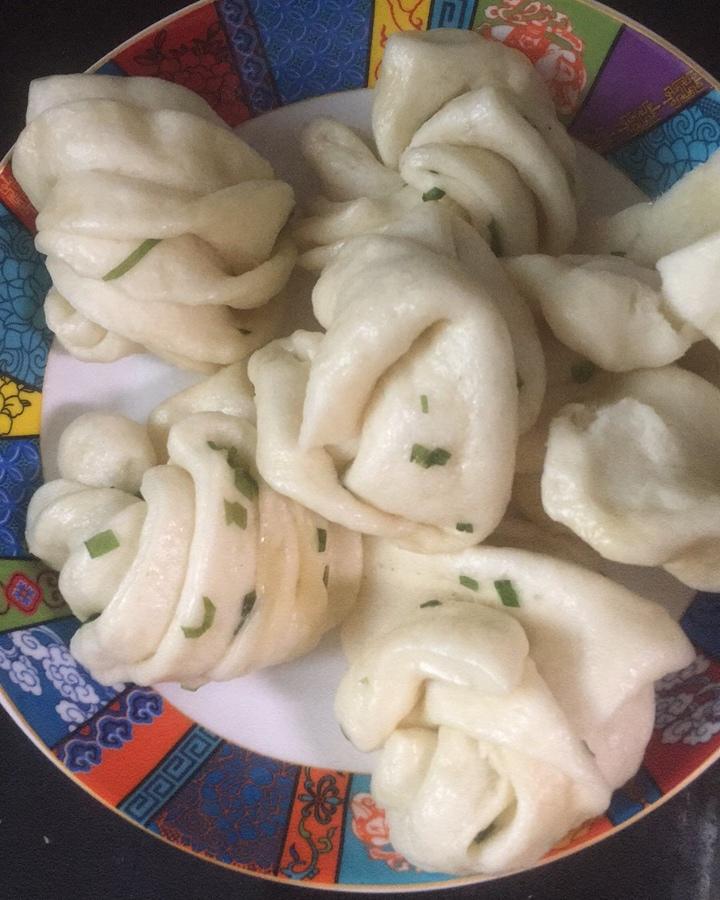 葱油花卷 Steamed Roll