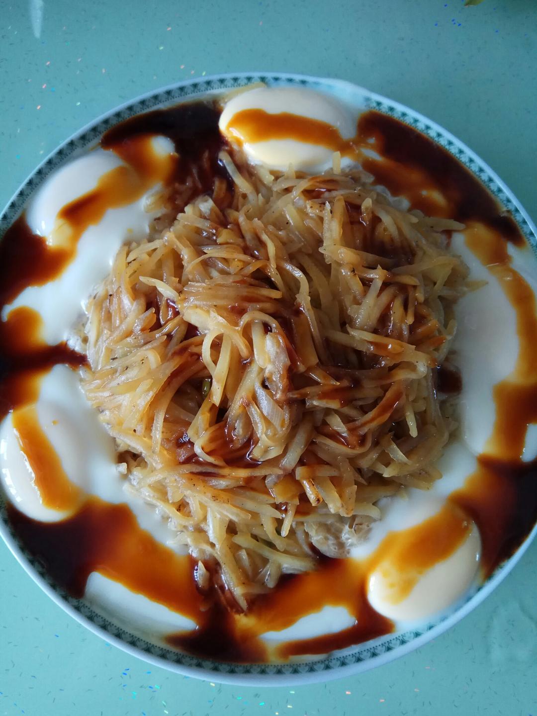 土豆丝蒸蛋（超级好吃,也可以给宝宝吃）