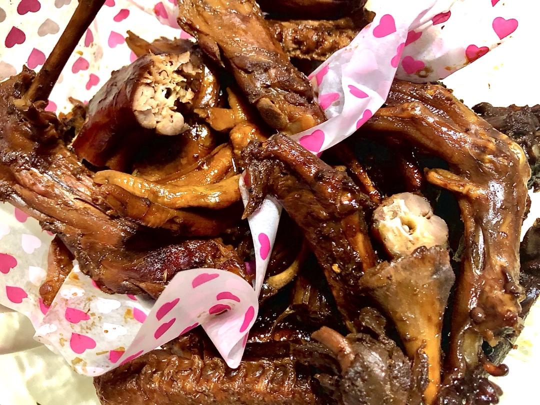麻辣鸭锁骨（不输周黑鸭）