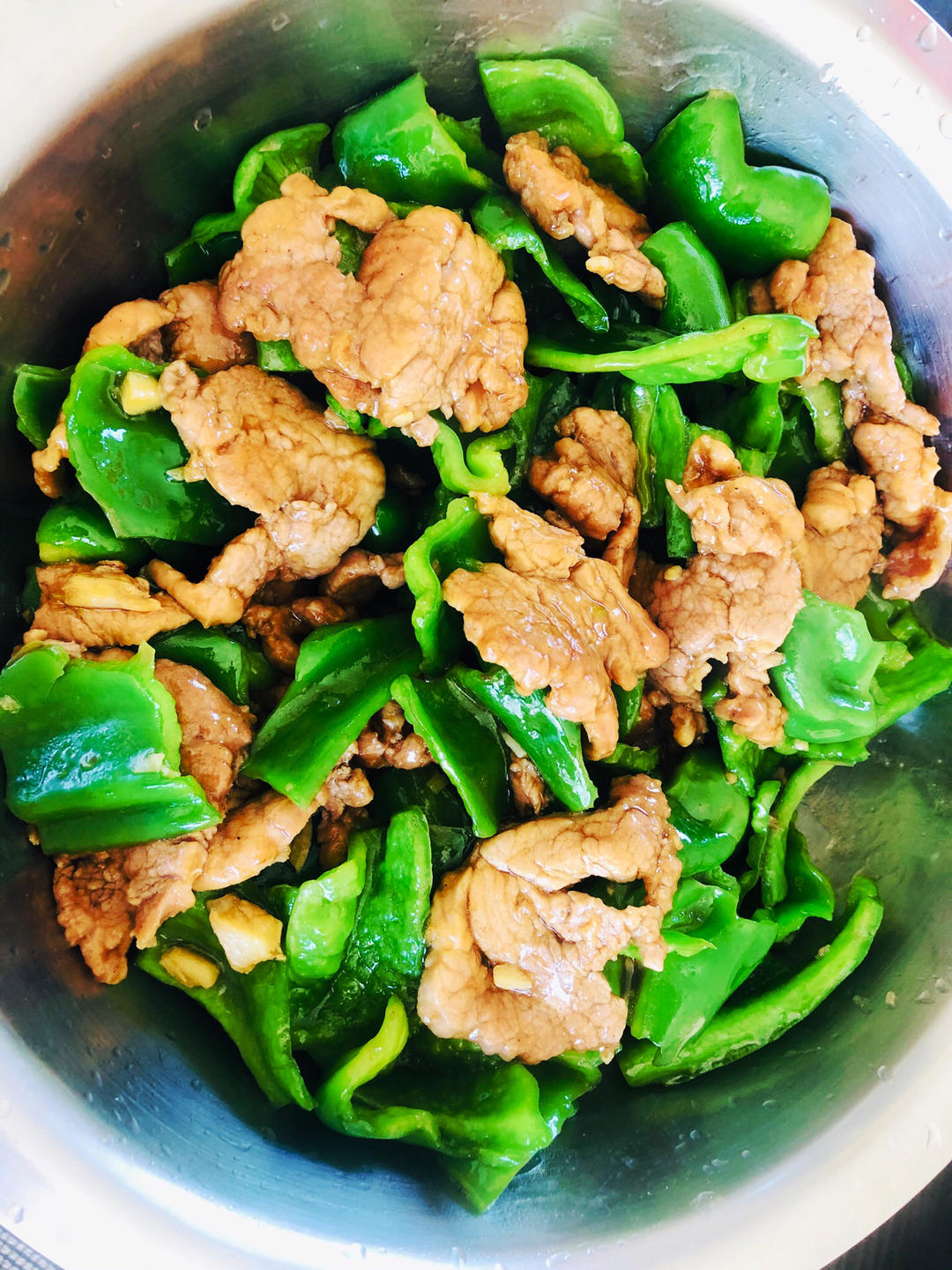 下饭神器👉青椒炒肉
