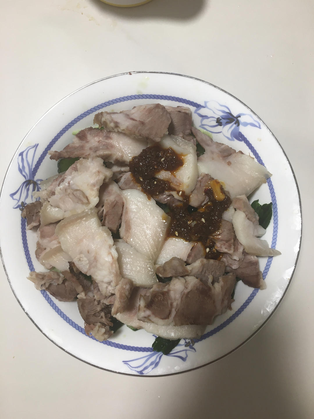 厨师长教你：“蒜泥白肉”的家常做法，看的口水直流