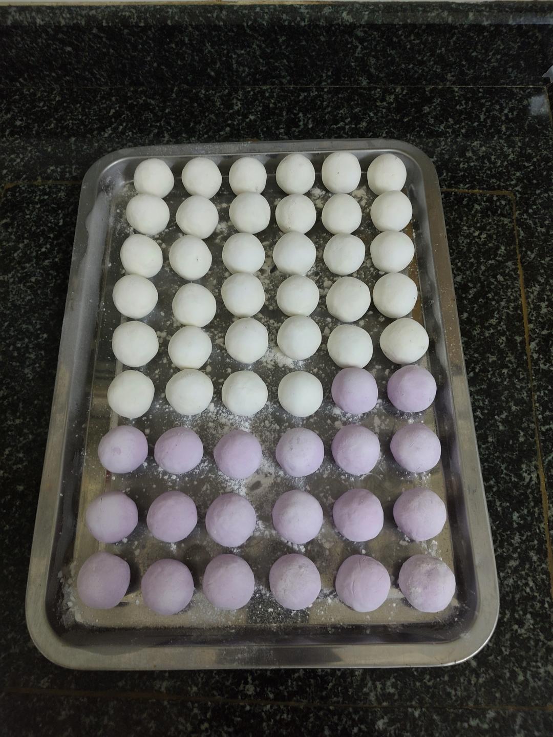 流心汤圆（花生馅&黑芝麻馅）