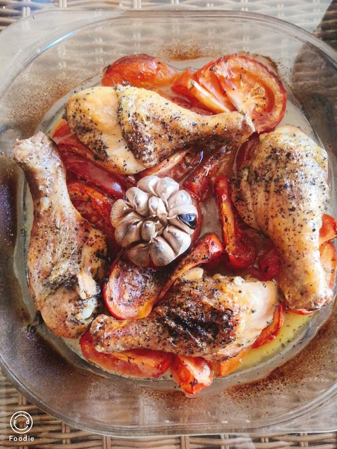 罗勒叶番茄烤鸡腿（无需腌制，脆皮）的做法