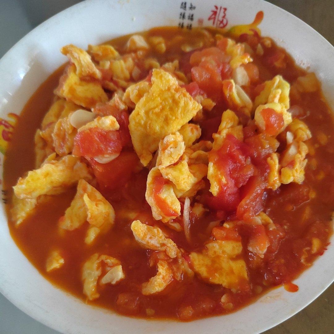 番茄炒鸡蛋（超浓的番茄味）