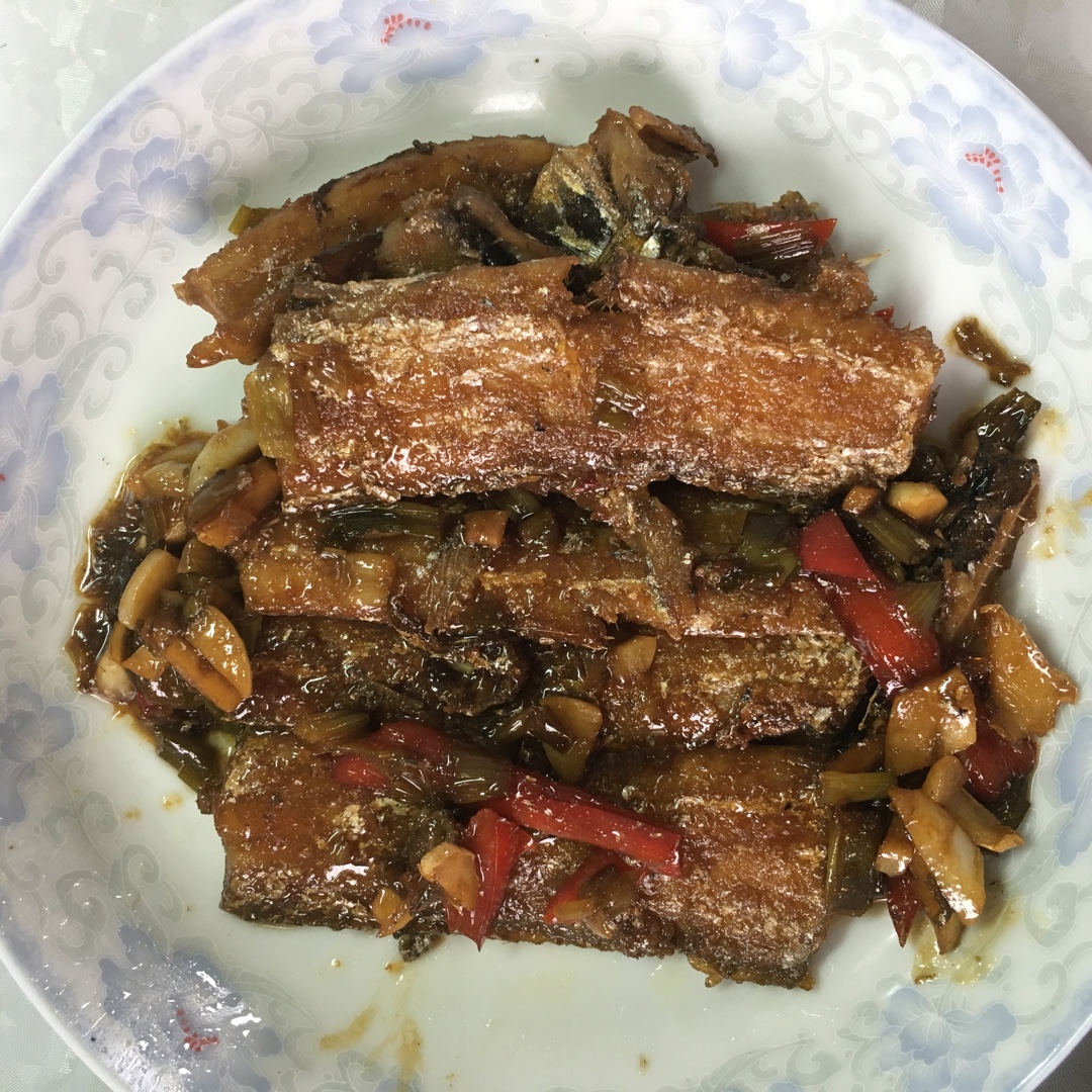红烧带鱼