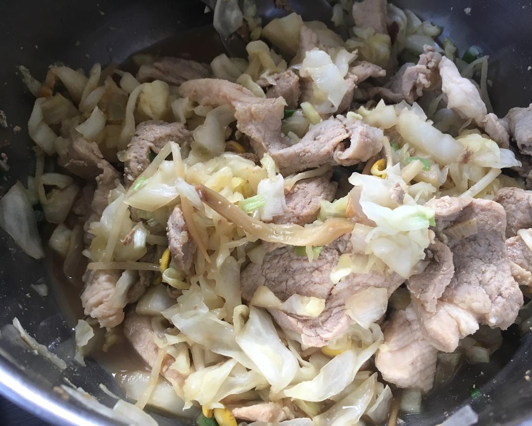 快手包菜炒肉