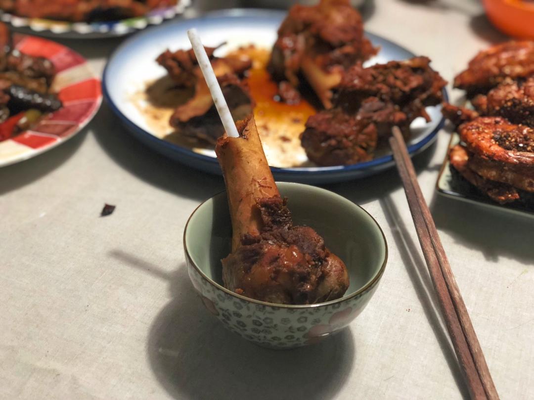 好吃到哭泣的酱大骨