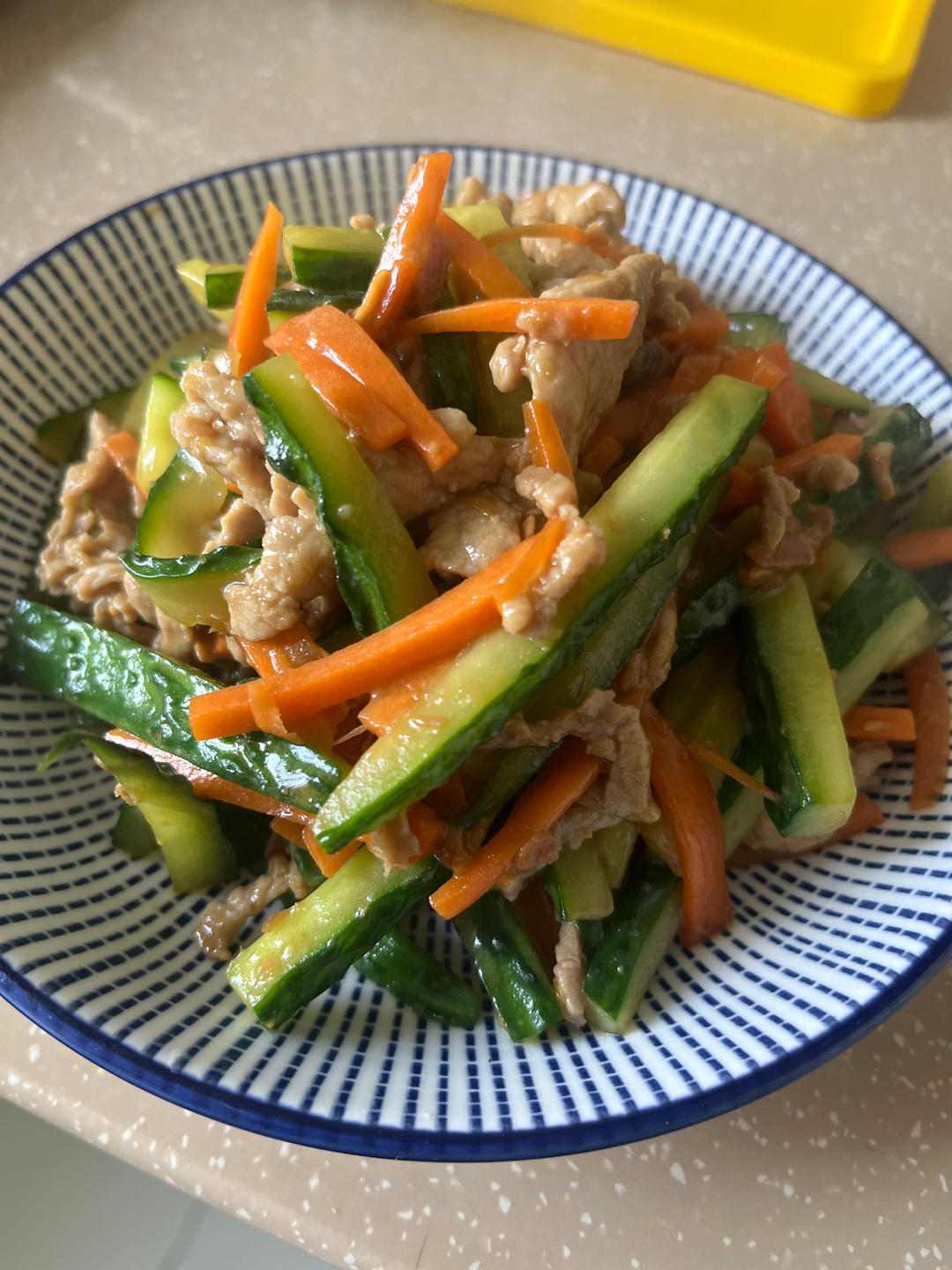 黄瓜炒肉丝