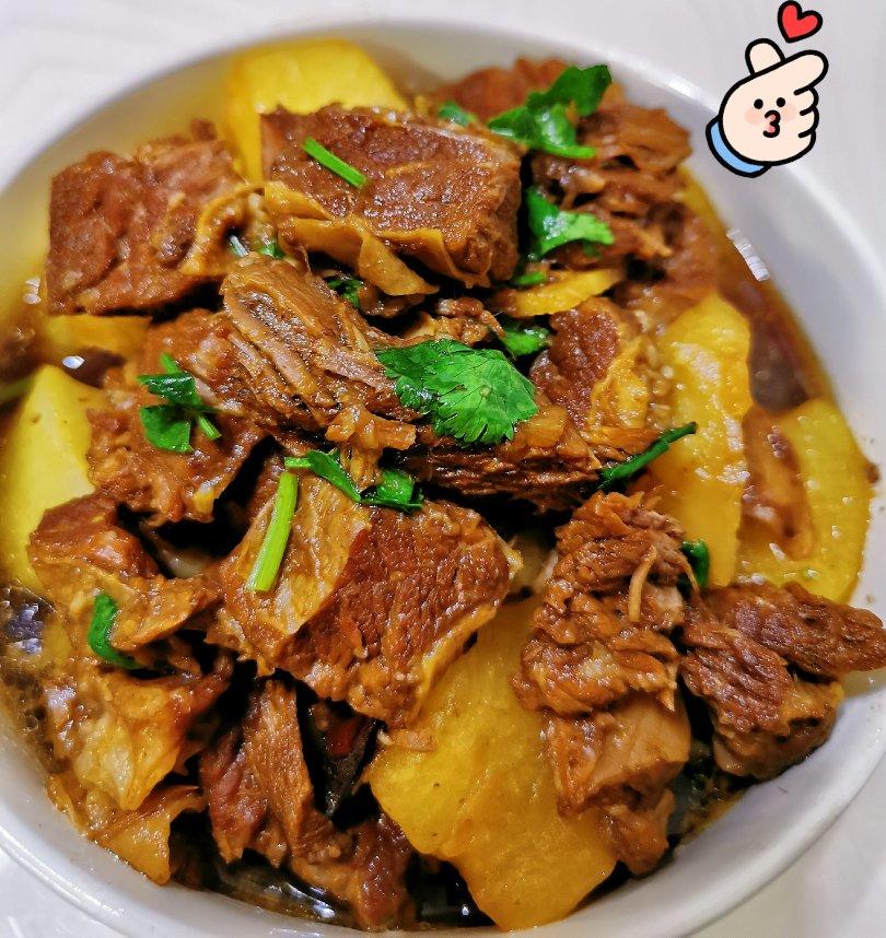 萝卜牛腩煲