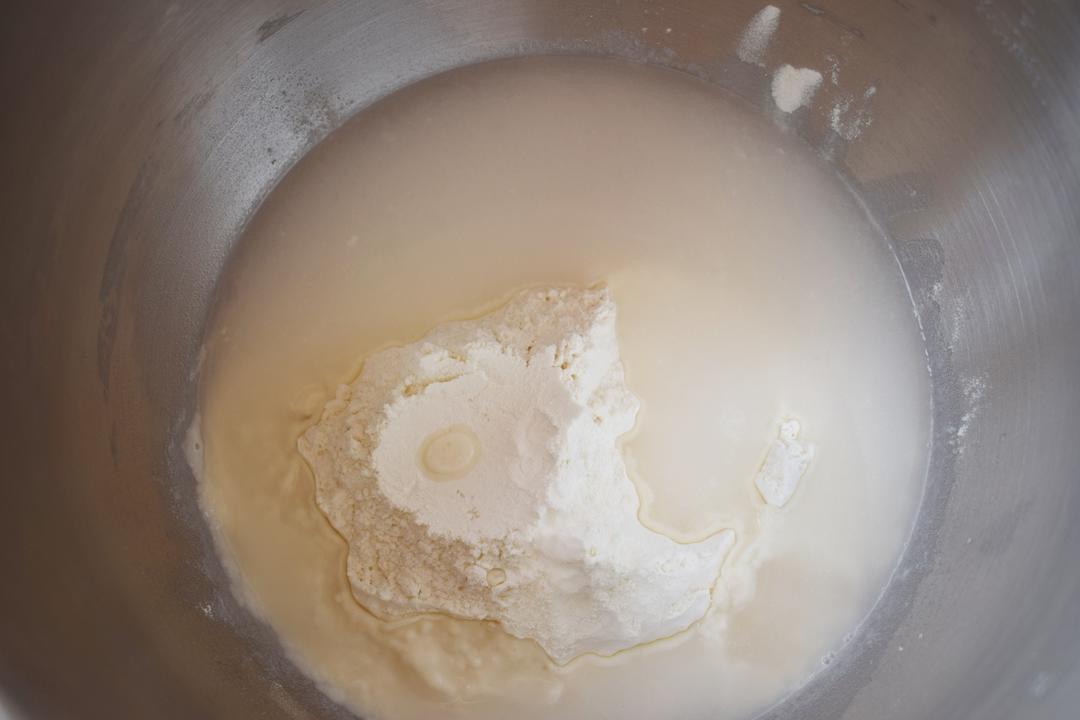 纯奶手撕吐司的做法 步骤1