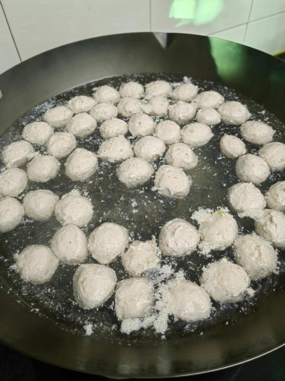潮汕猪肉丸（只要抓住重点，谁都可以自做丸子啦~）