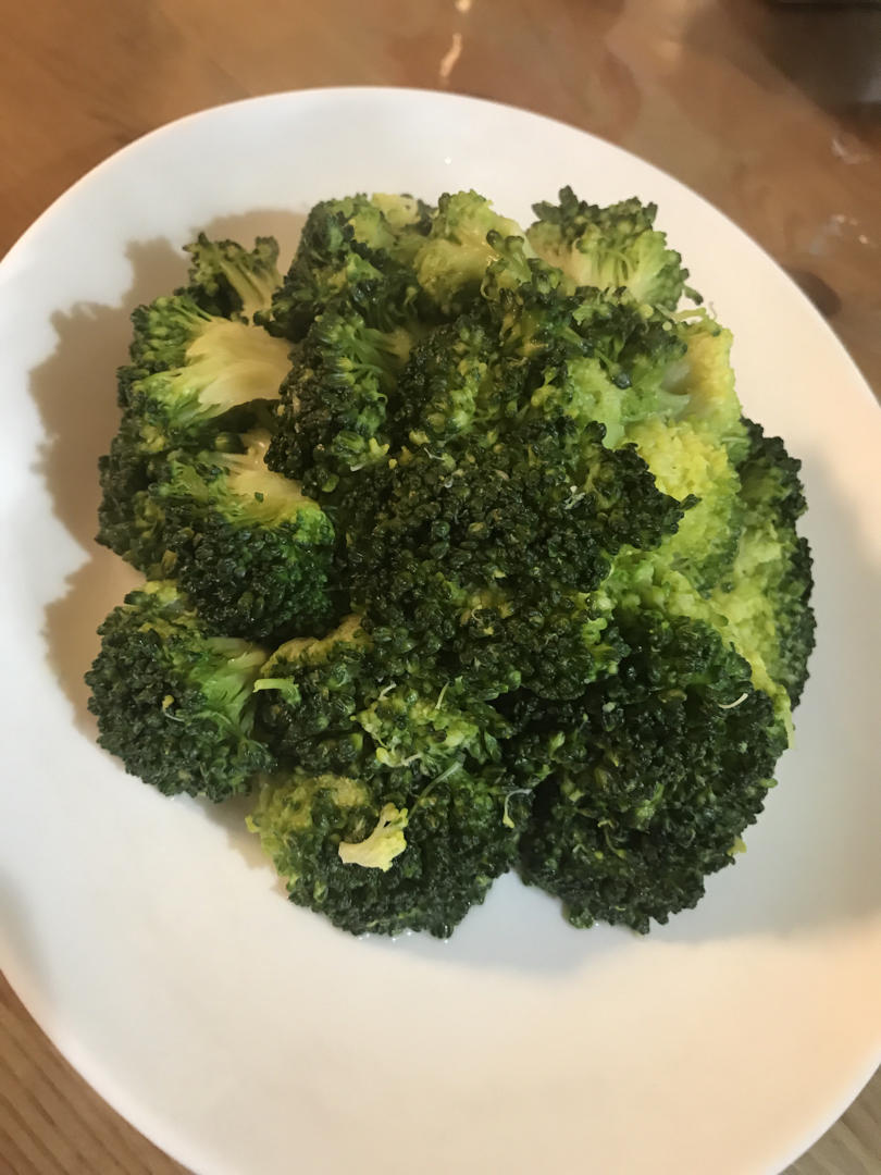 西兰花凉拌超好吃