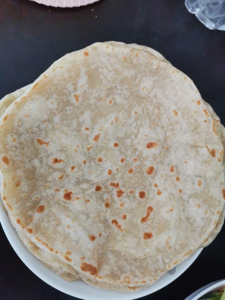 卷饼、春饼皮又薄又软还有韧劲的秘方