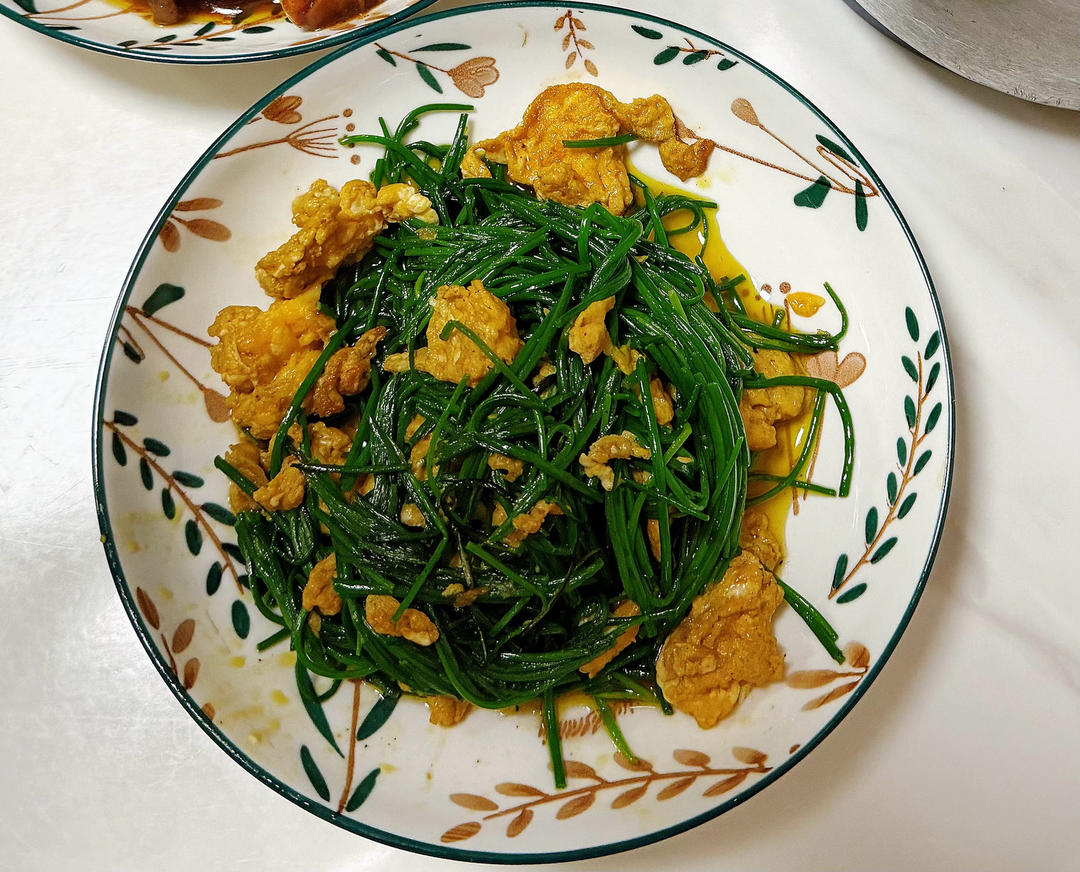 我炒了一盘世上最昂贵的葱：沙葱炒鸡蛋