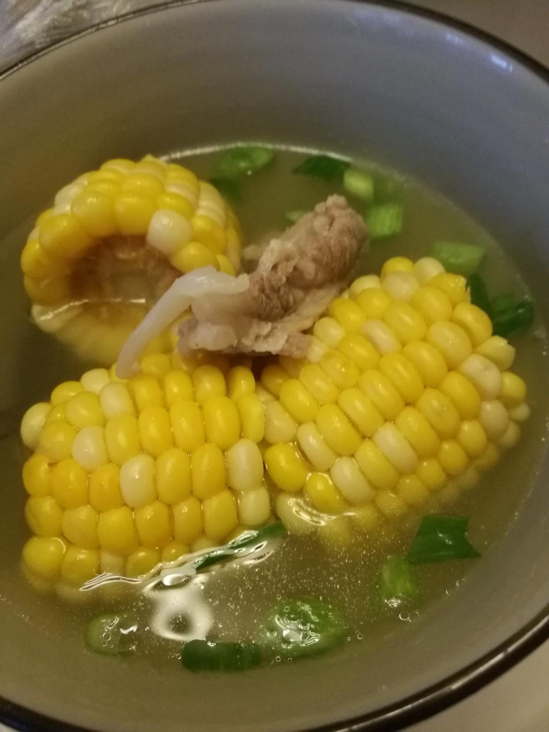 玉米排骨汤
