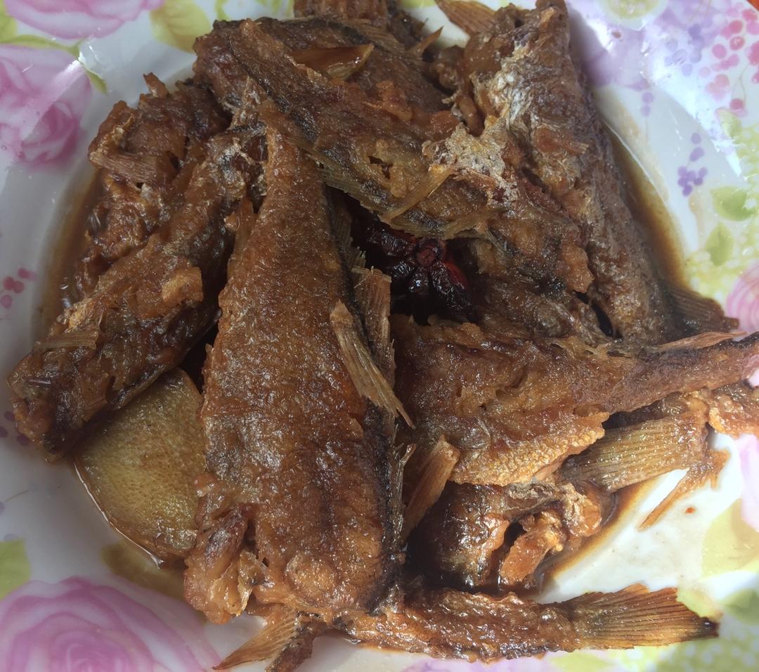 红烧带鱼最经典最家常的做法 可当热菜也可是冷盘 味道都一样好